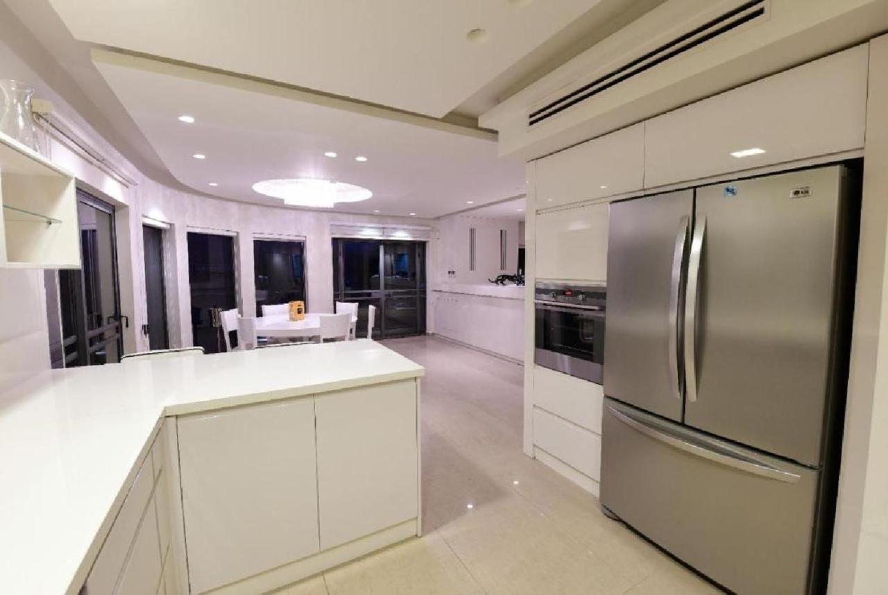 Villa Leto With Heated Pool Eilat
